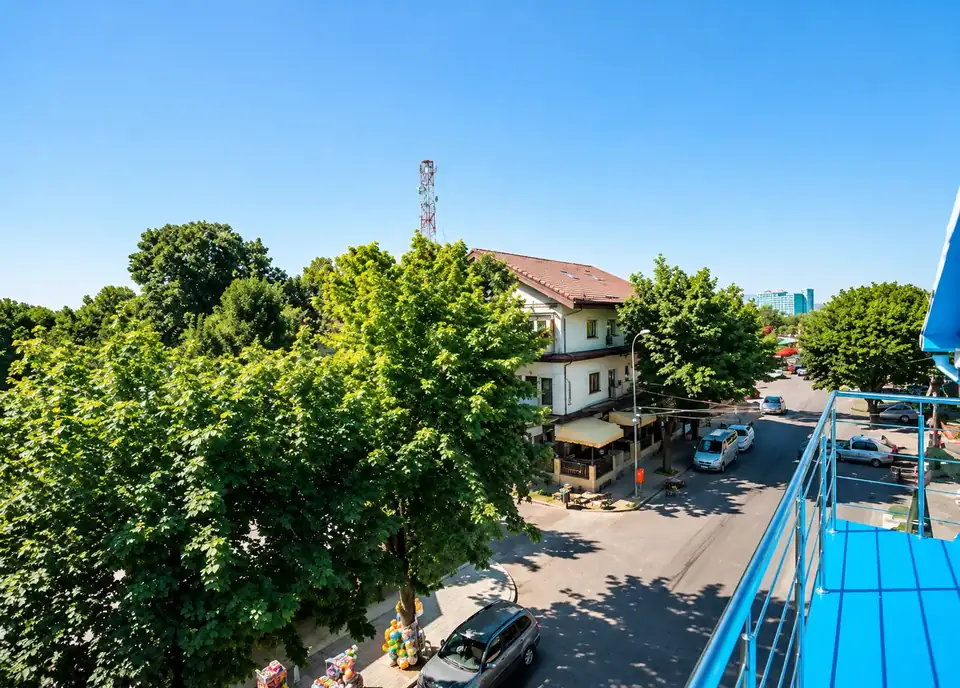 Străzi din centrul stațiunii Eforie Nord